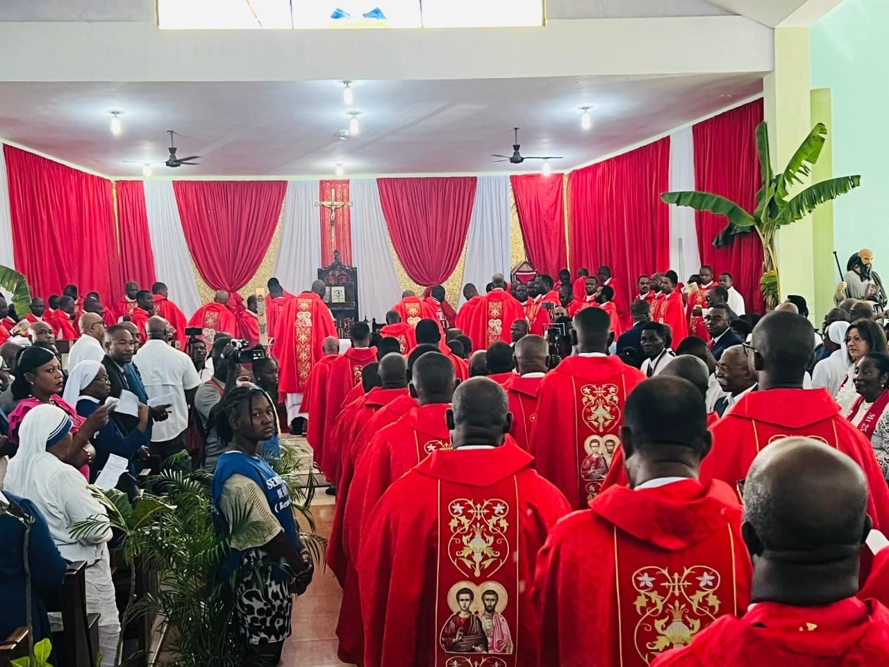 Jacmel entre foi et inquiétude : une fête patronale sous le signe de la résilience