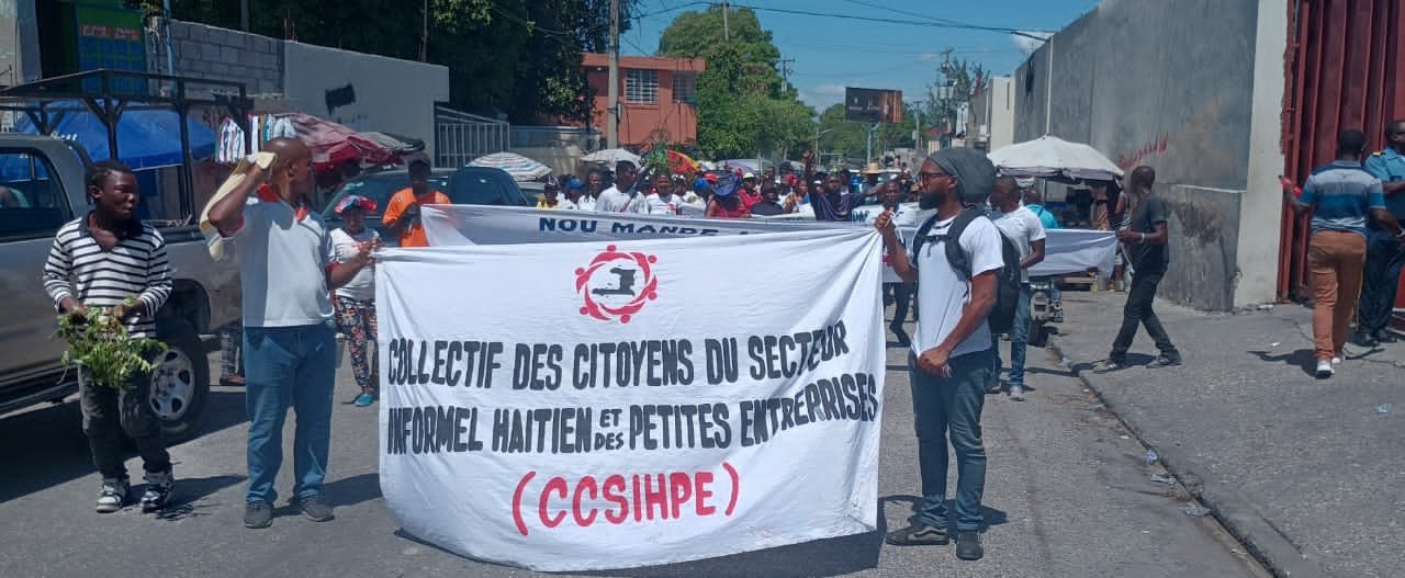 Marché Salomon : des marchands en colère dans les rues, le ministère des Affaires sociales pris pour cible